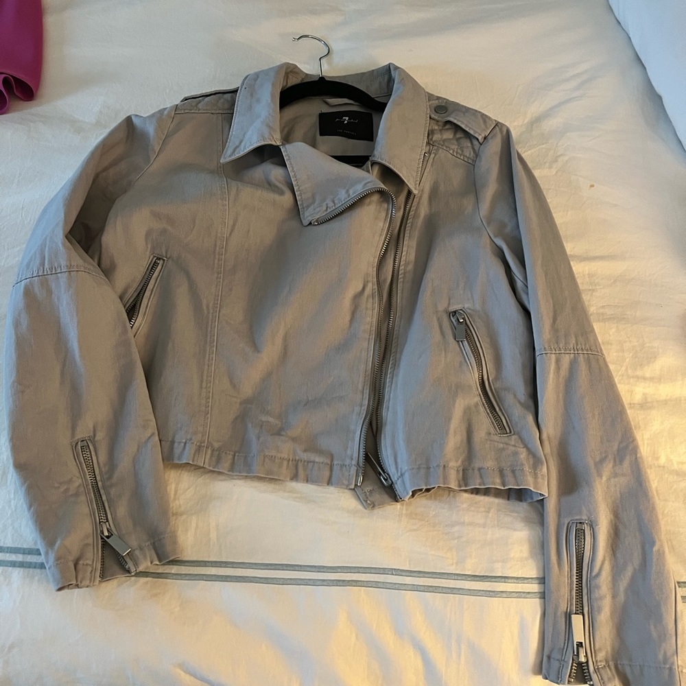 Utility jacket. Great fit